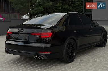 Седан Audi S4 2018 в 