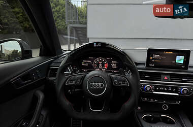 Седан Audi S4 2018 в 