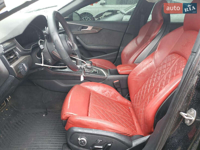 Седан Audi S4 2019 в Одесі