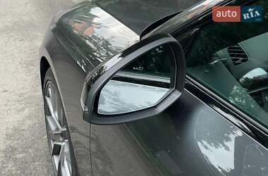 Седан Audi S4 2022 в 