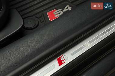 Седан Audi S4 2022 в 