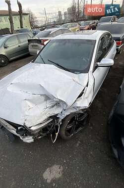Седан Audi S4 2013 в 