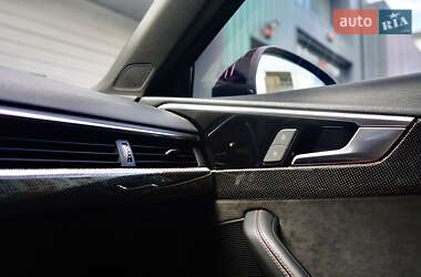 Седан Audi S4 2020 в 