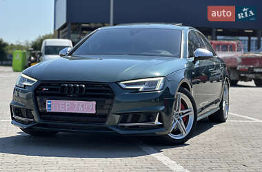 Седан Audi S4 2018 в Ивано-Франковске