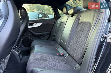 Седан Audi S4 2019 в 