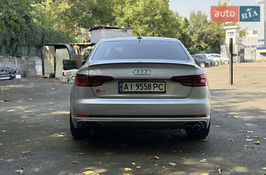 Седан Audi S4 2018 в 