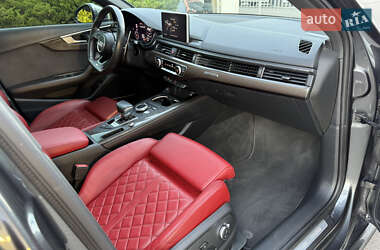 Седан Audi S4 2018 в 