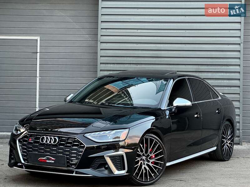 Седан Audi S4 2022 в Киеве