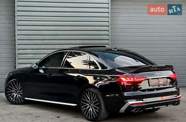 Седан Audi S4 2022 в 