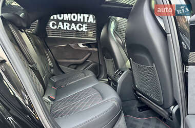 Седан Audi S4 2022 в 