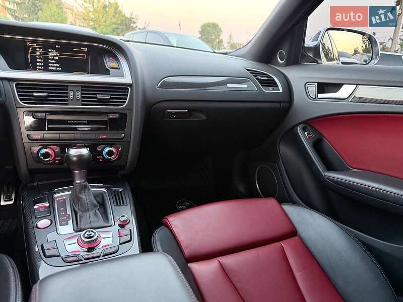 Седан Audi S4 2015 в Харькове