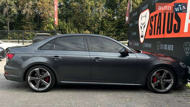 Седан Audi S4 2019 в Вінниці