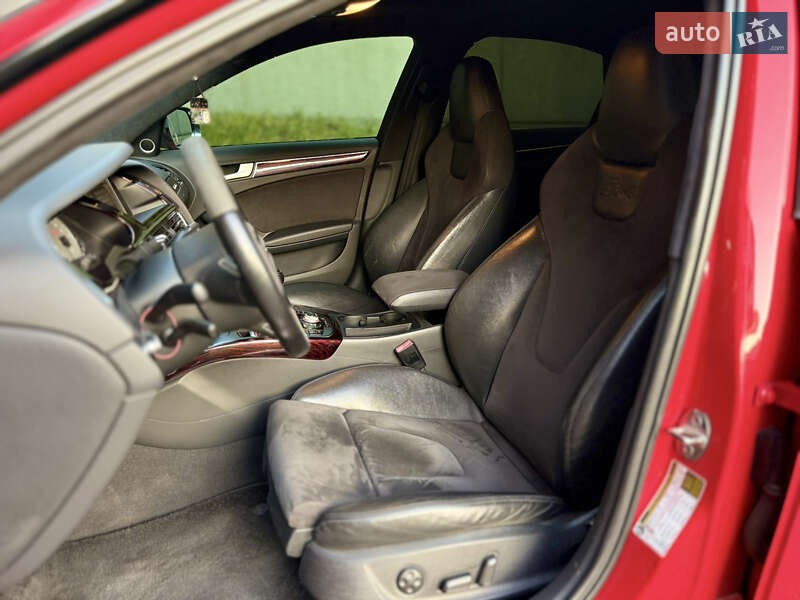 Седан Audi S4 2010 в Харькове
