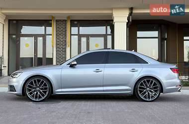 Седан Audi S4 2018 в 