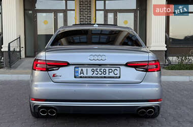 Седан Audi S4 2018 в 