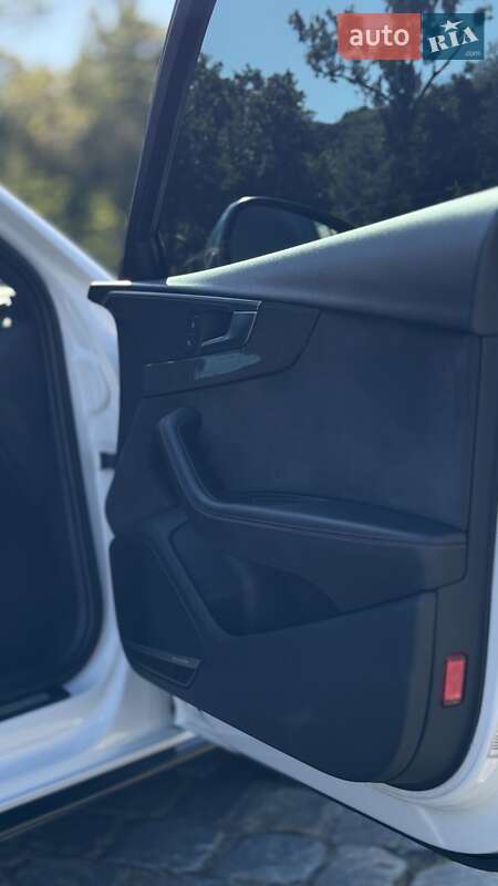 Седан Audi S4 2016 в Киеве фото 38 Седан Audi S4 2016 в Киеве