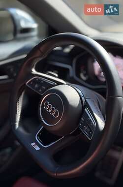 Седан Audi S4 2016 в 