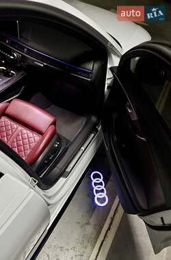 Седан Audi S4 2016 в 