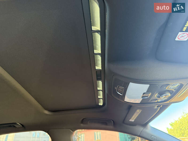 Седан Audi S4 2013 в Ровно