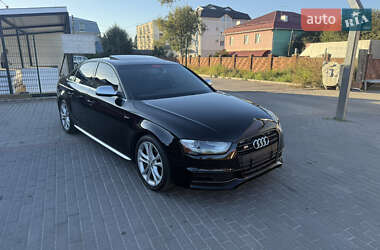 Седан Audi S4 2013 в 