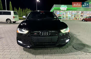 Седан Audi S4 2013 в 