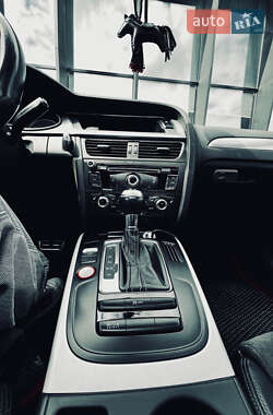 Седан Audi S4 2013 в 