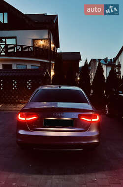 Седан Audi S4 2013 в 