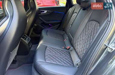 Седан Audi S4 2023 в 