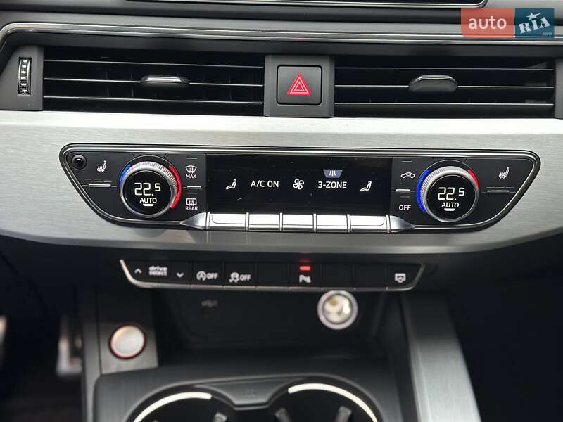 Седан Audi S4 2018 в Киеве