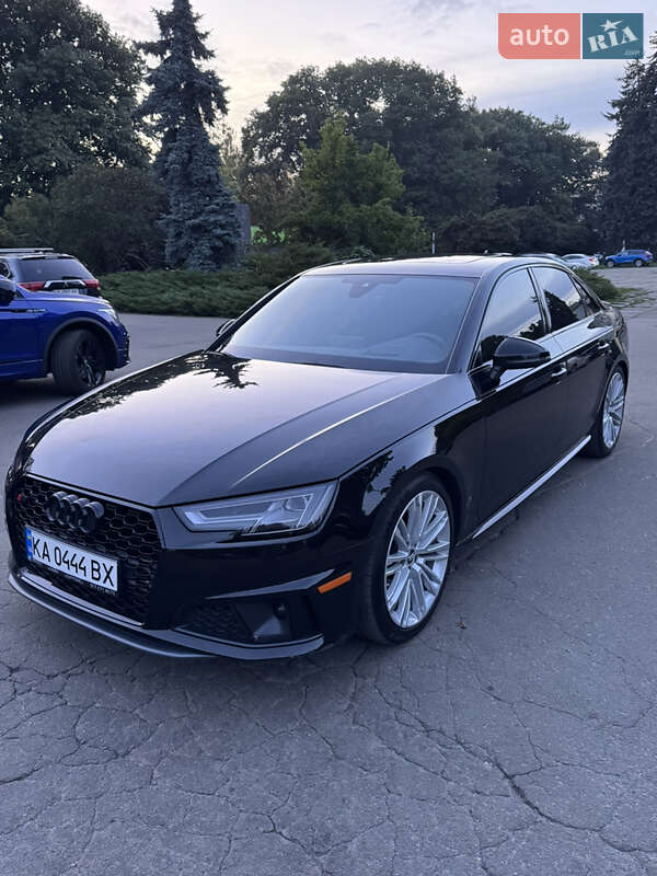 Седан Audi S4 2019 в Киеве фото 2 Седан Audi S4 2019 в Киеве