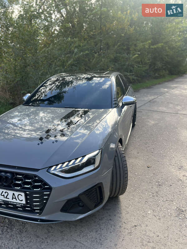 Седан Audi S4 2018 в Кривом Роге
