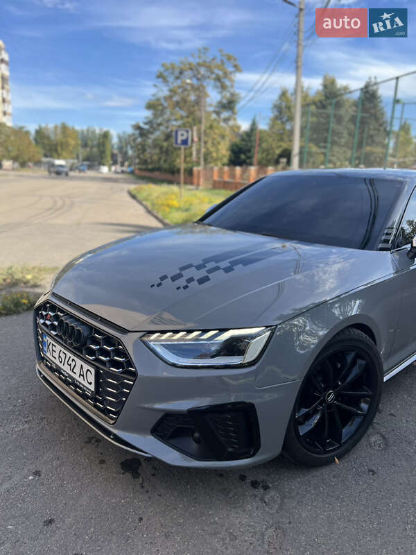 Седан Audi S4 2018 в Кривом Роге