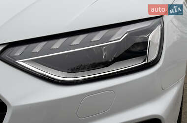 Седан Audi S4 2022 в 