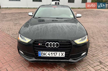 Седан Audi S4 2013 в 