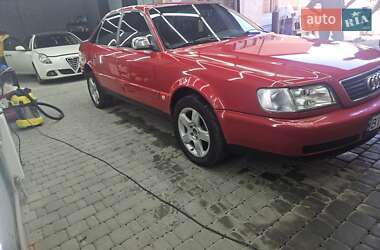 Седан Audi S4 1992 в  фото 6 Седан Audi S4 1992 в