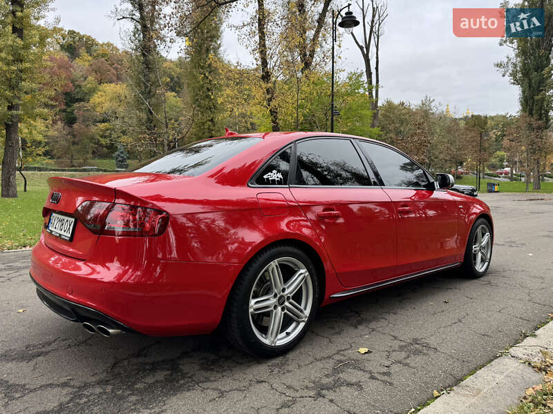 Седан Audi S4 2010 в Киеве