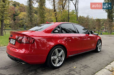 Седан Audi S4 2010 в  фото 10 Седан Audi S4 2010 в