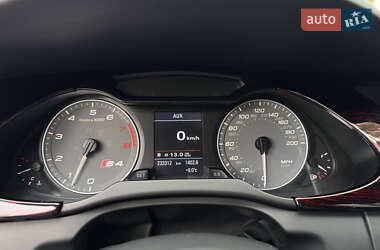 Седан Audi S4 2010 в  фото 71 Седан Audi S4 2010 в