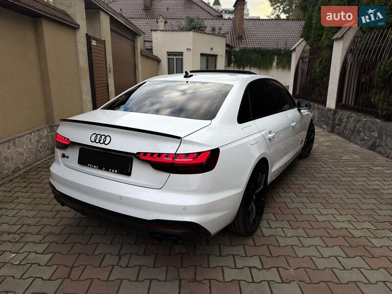 Седан Audi S4 2023 в Одессе