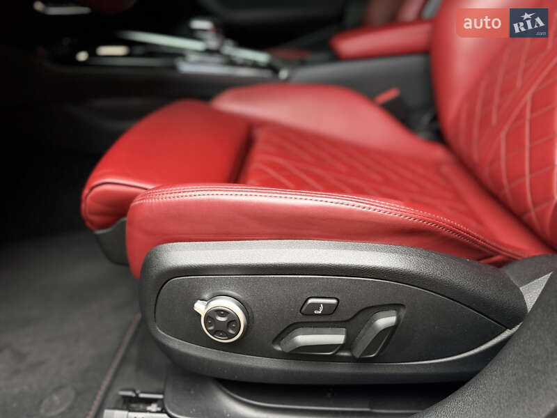 Седан Audi S4 2023 в Одессе