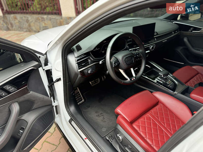 Седан Audi S4 2023 в Одессе