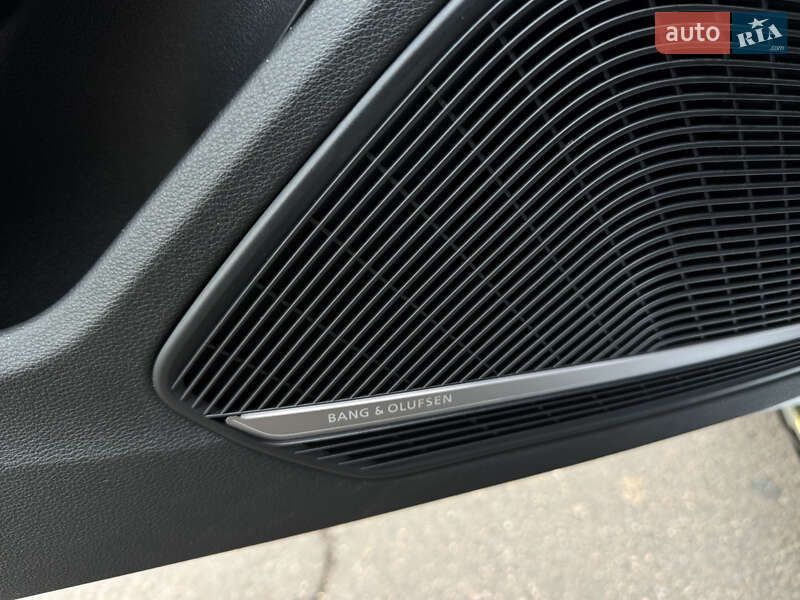 Седан Audi S4 2023 в Одессе