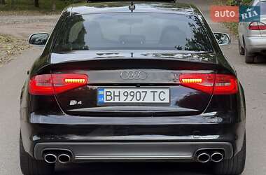 Седан Audi S4 2012 в  фото 7 Седан Audi S4 2012 в