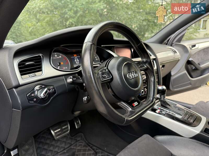 Седан Audi S4 2012 в Одессе