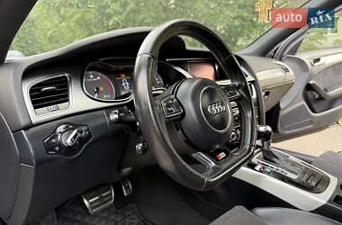 Седан Audi S4 2012 в  фото 37 Седан Audi S4 2012 в