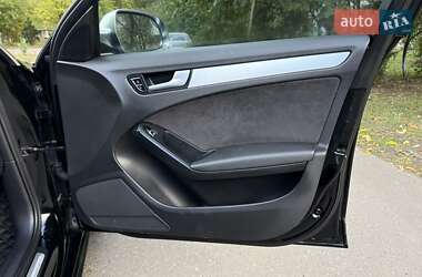Седан Audi S4 2012 в  фото 45 Седан Audi S4 2012 в