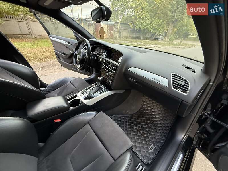 Седан Audi S4 2012 в Одессе