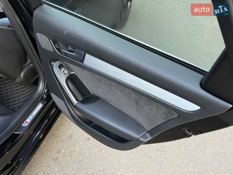 Седан Audi S4 2012 в Одессе