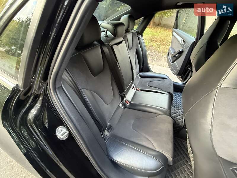 Седан Audi S4 2012 в Одессе