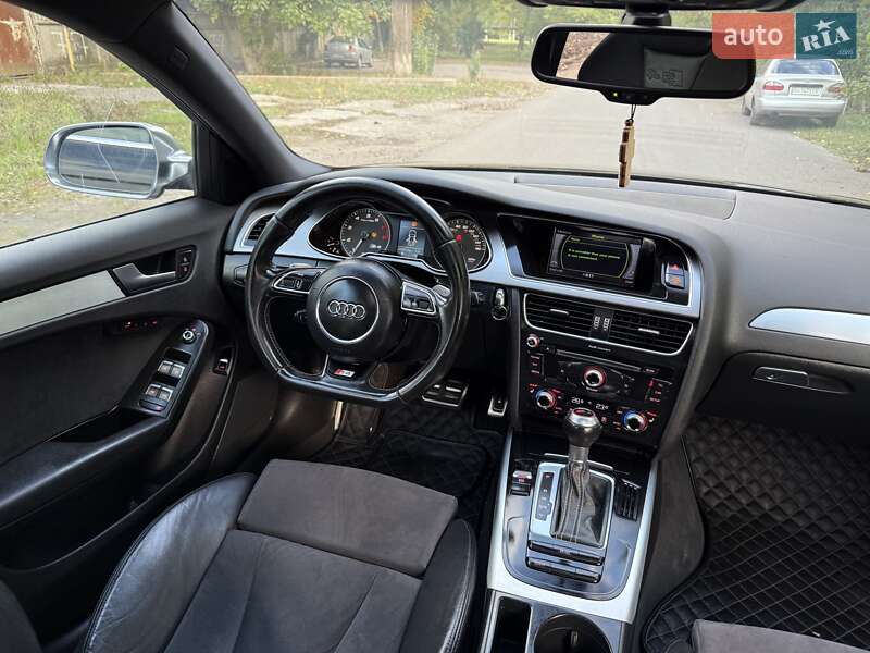 Седан Audi S4 2012 в Одессе